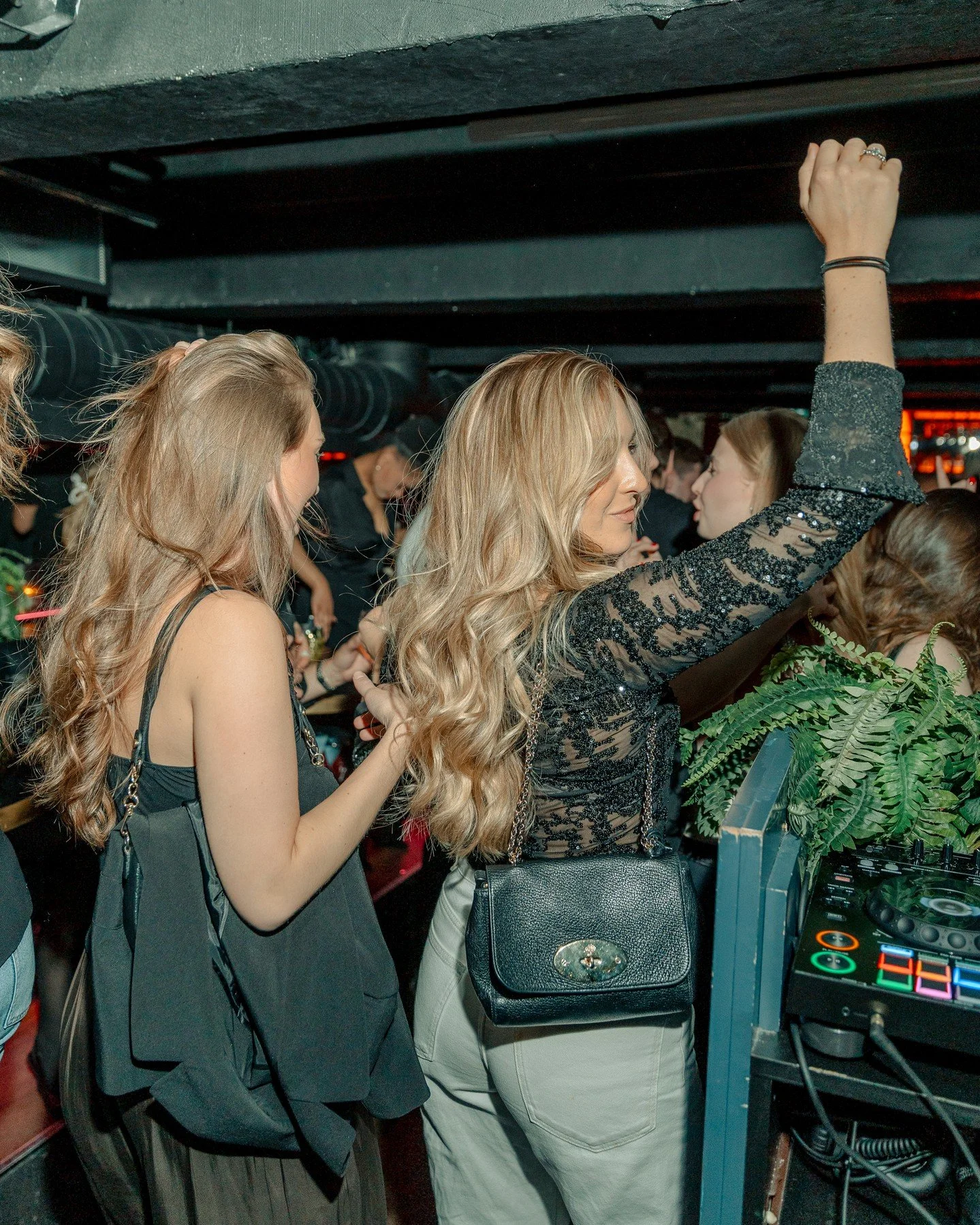 Ferien er kanskje over, men det betyr heldigvis at Oslo fylles opp igjen💗 Vi gleder oss til &aring; se dere p&aring; BA3🍸

&Aring;pningstider:
Onsdag: 18:00&ndash;02:00
Torsdag: 18:00&ndash;03:00
Fredag: 17:00&ndash;03:00
L&oslash;rdag: 17:00&ndash