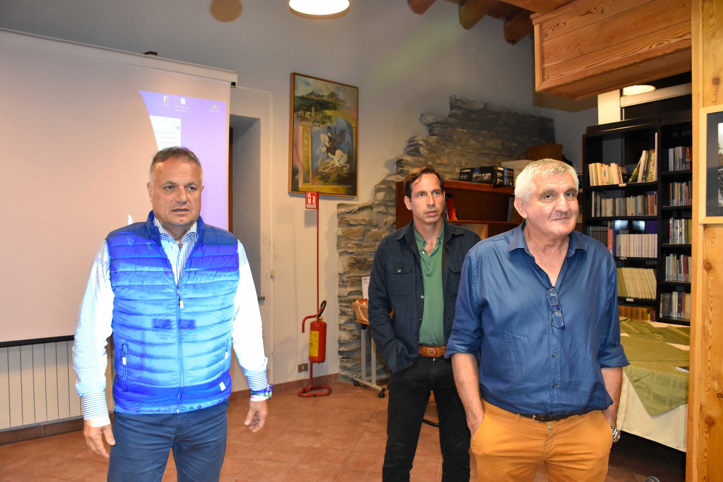 Il sindaco di Moncenisio Mauro Carena con Nicolò Bongiorno e il regista Luigi Cantore