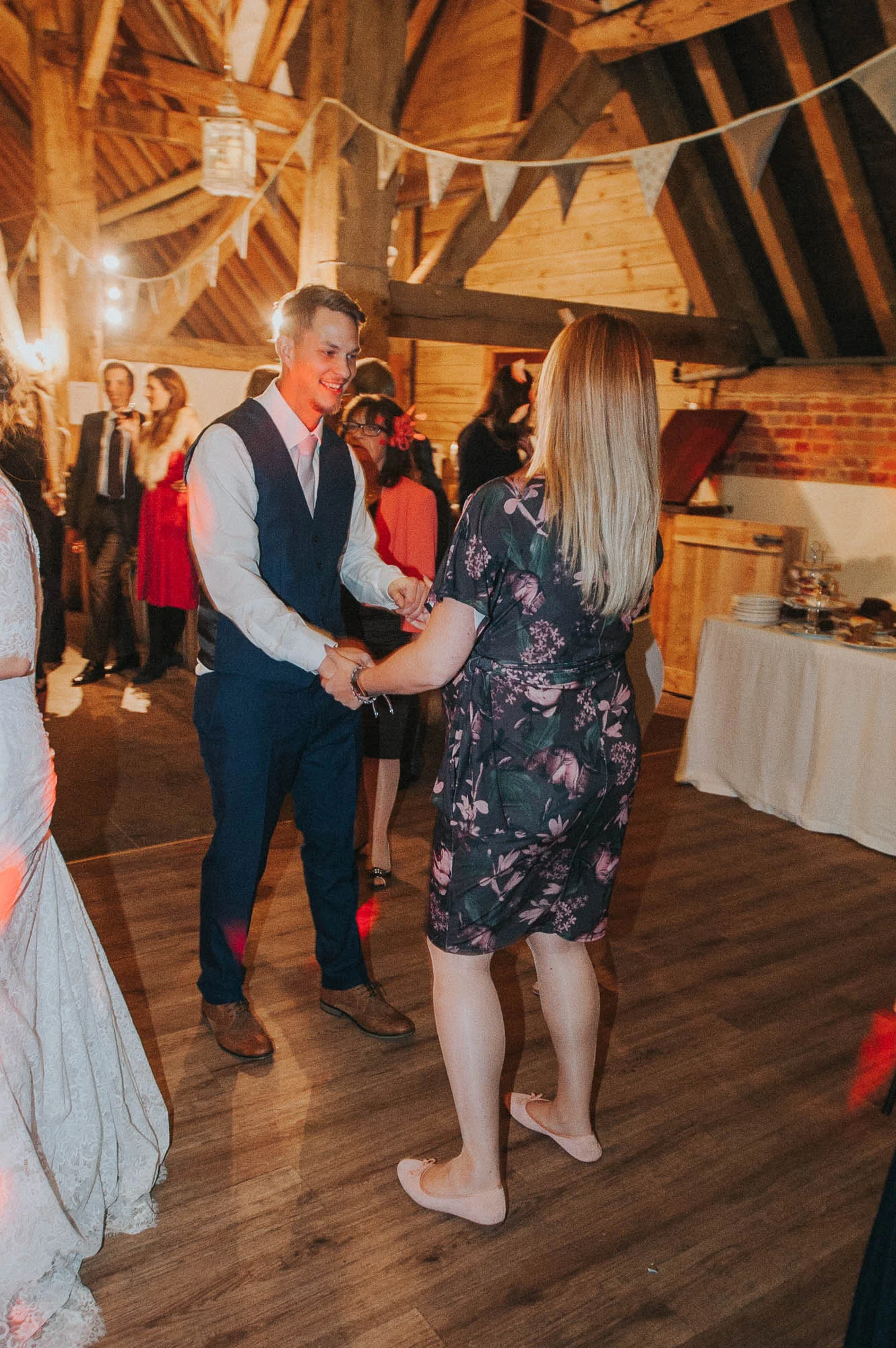 Hannah and Chris 501_.jpg