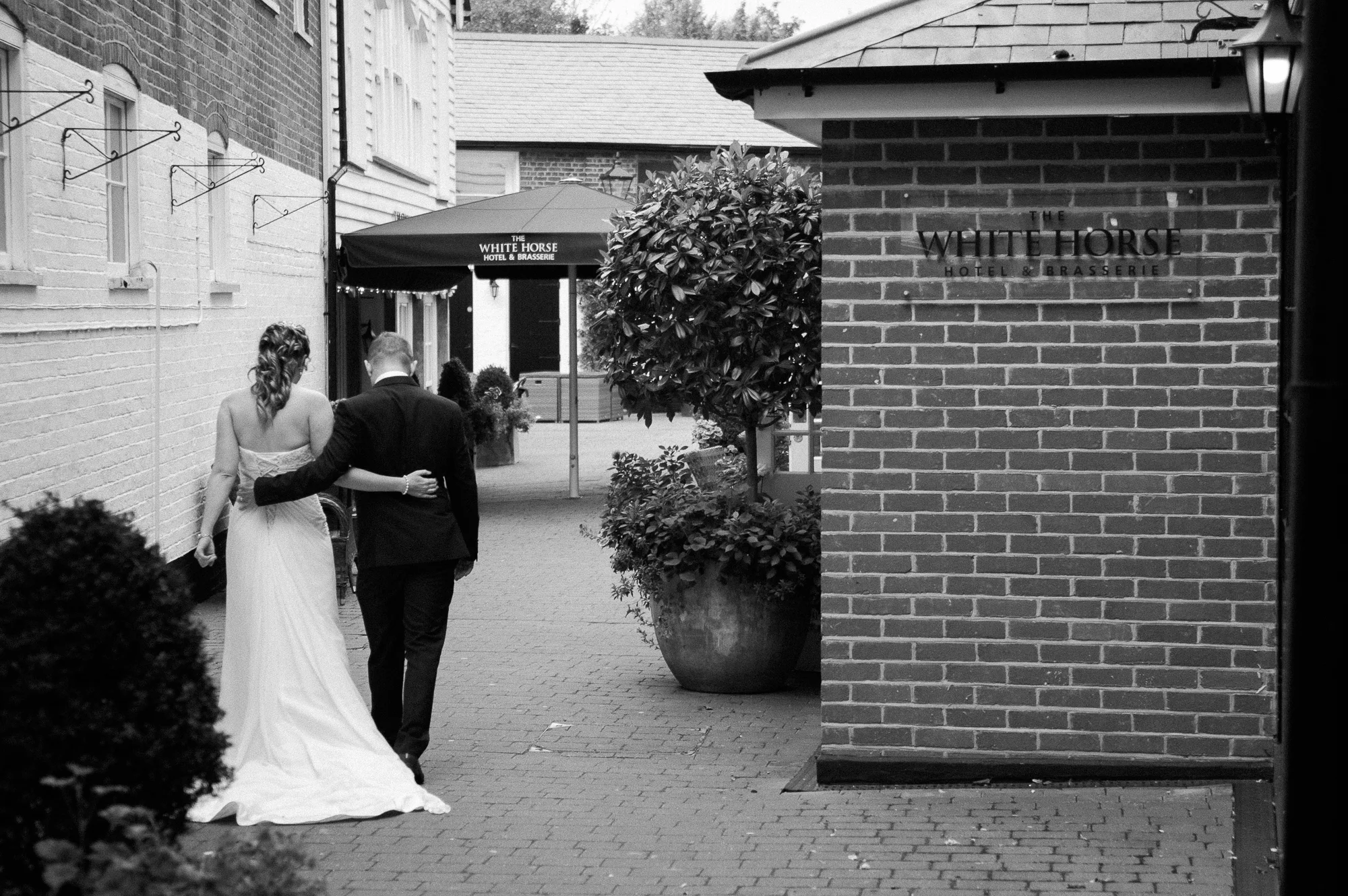 Emma and Mark 248_.jpg