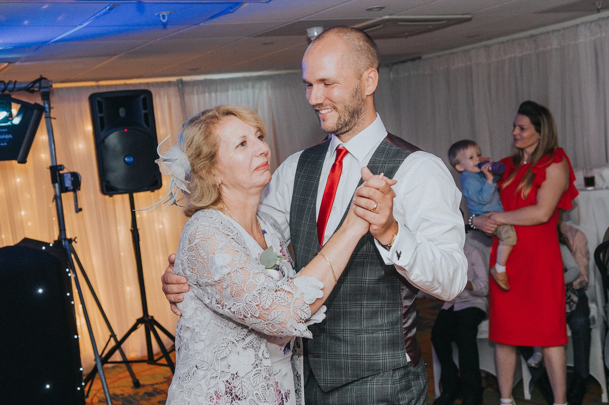 Alison and Mark 457_.jpg