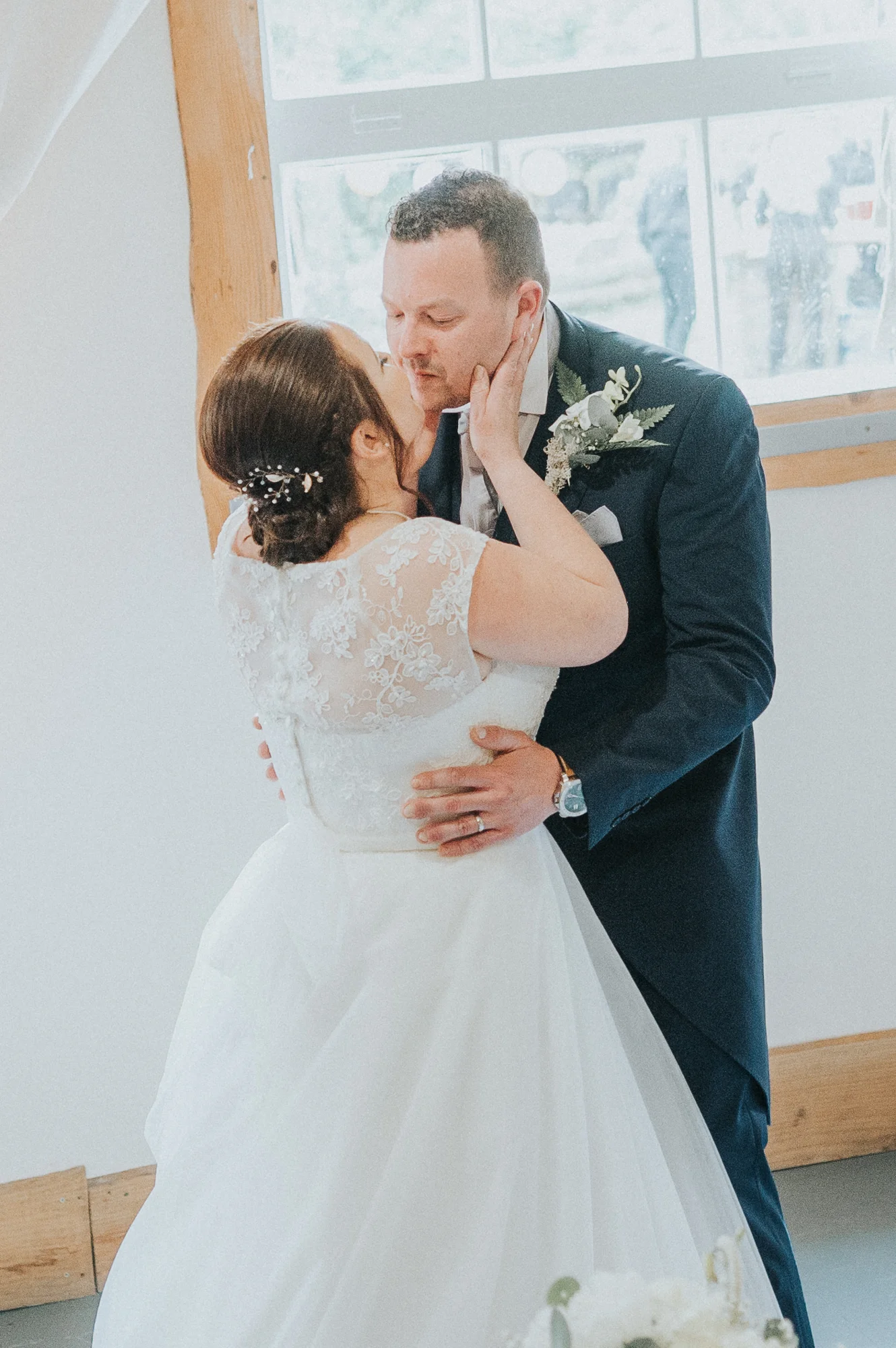 Helen and Mark 215_.jpg