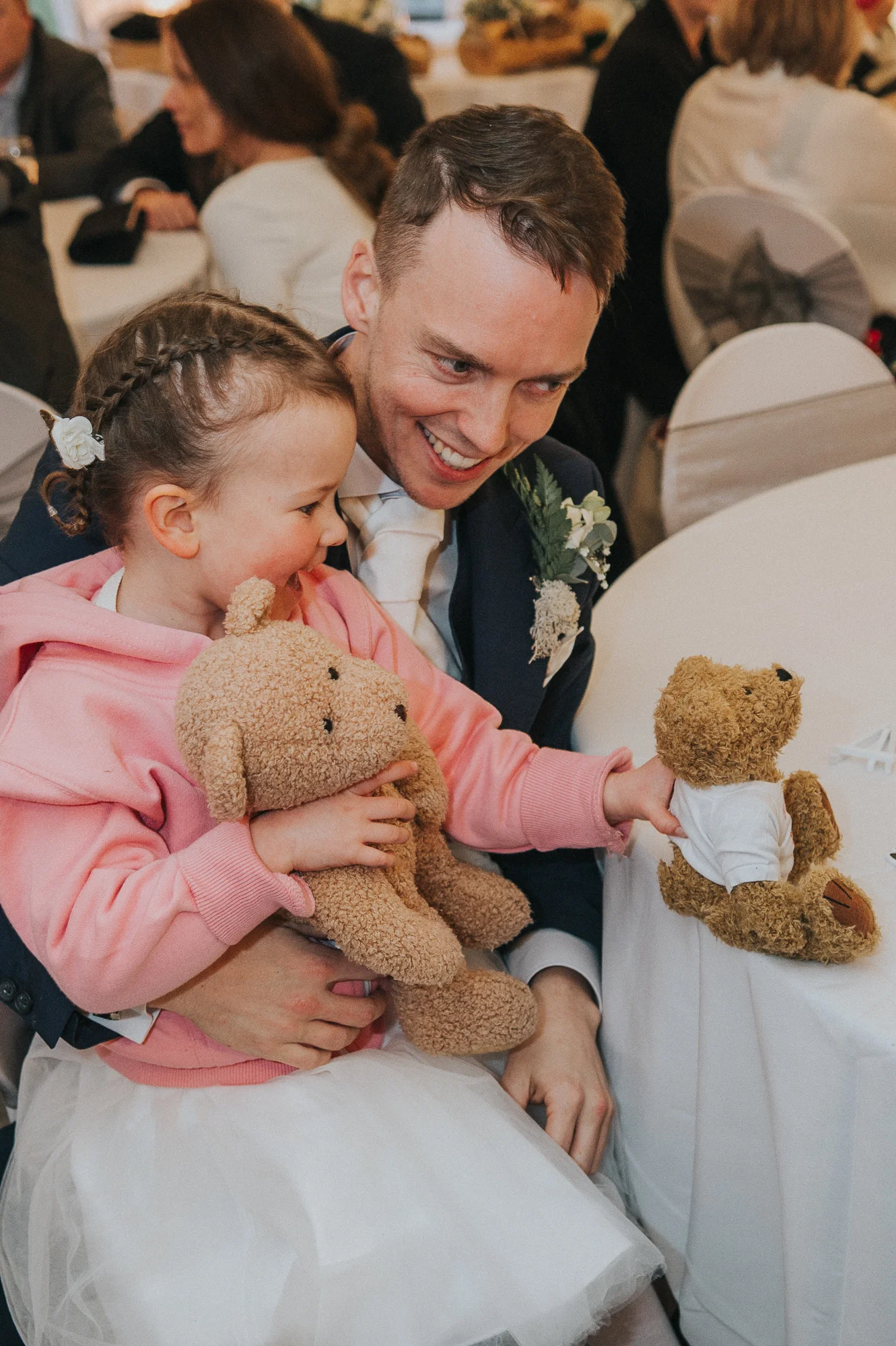 Helen and Mark 499_.jpg