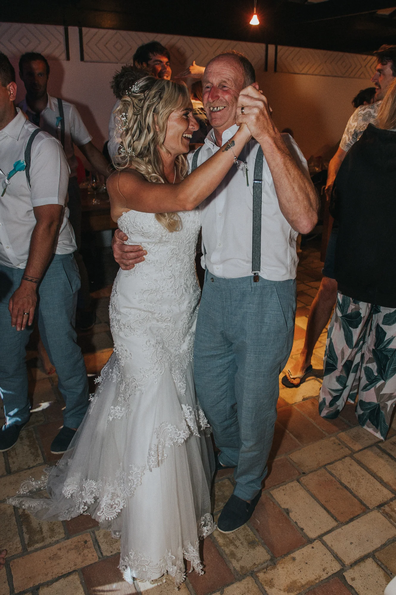 Paige and Tom 737.jpg