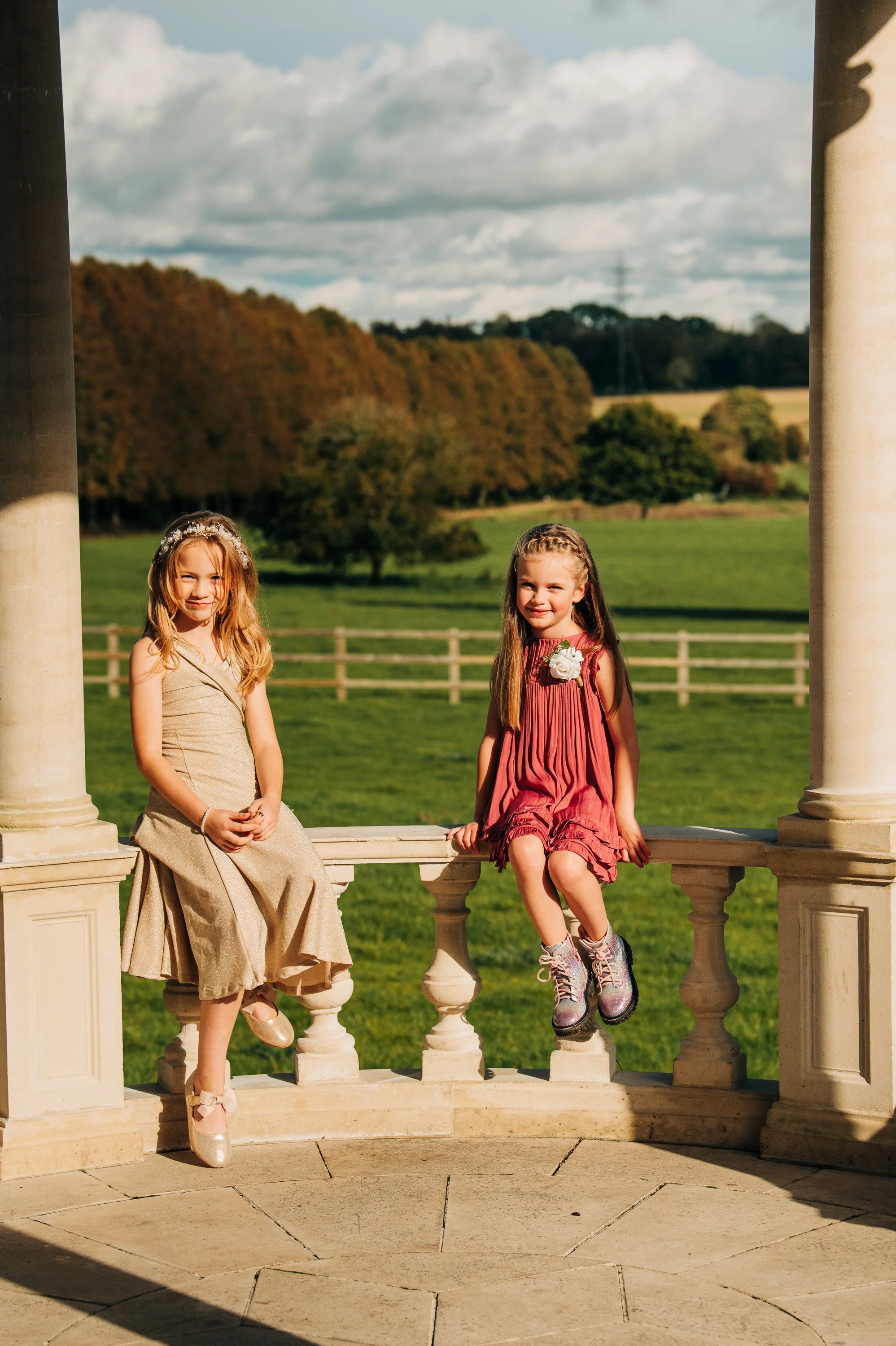 Lucy and Satty 250.jpg