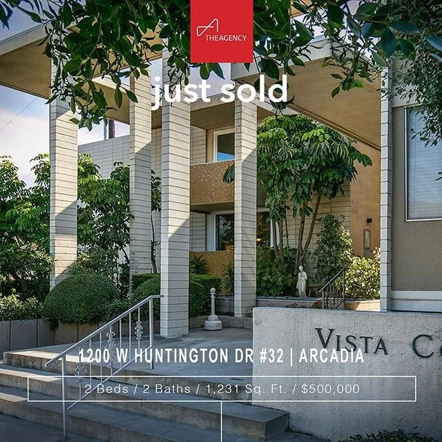 JUST SOLD🔐
📍 1200 W Huntington Dr #32, Arcadia

Bright 2 bed, 2 bath top floor unit with spacious rooms and ample closet and storage space. The property is located in the stylish mid-century Vista Colina building. The building boasts a community ro