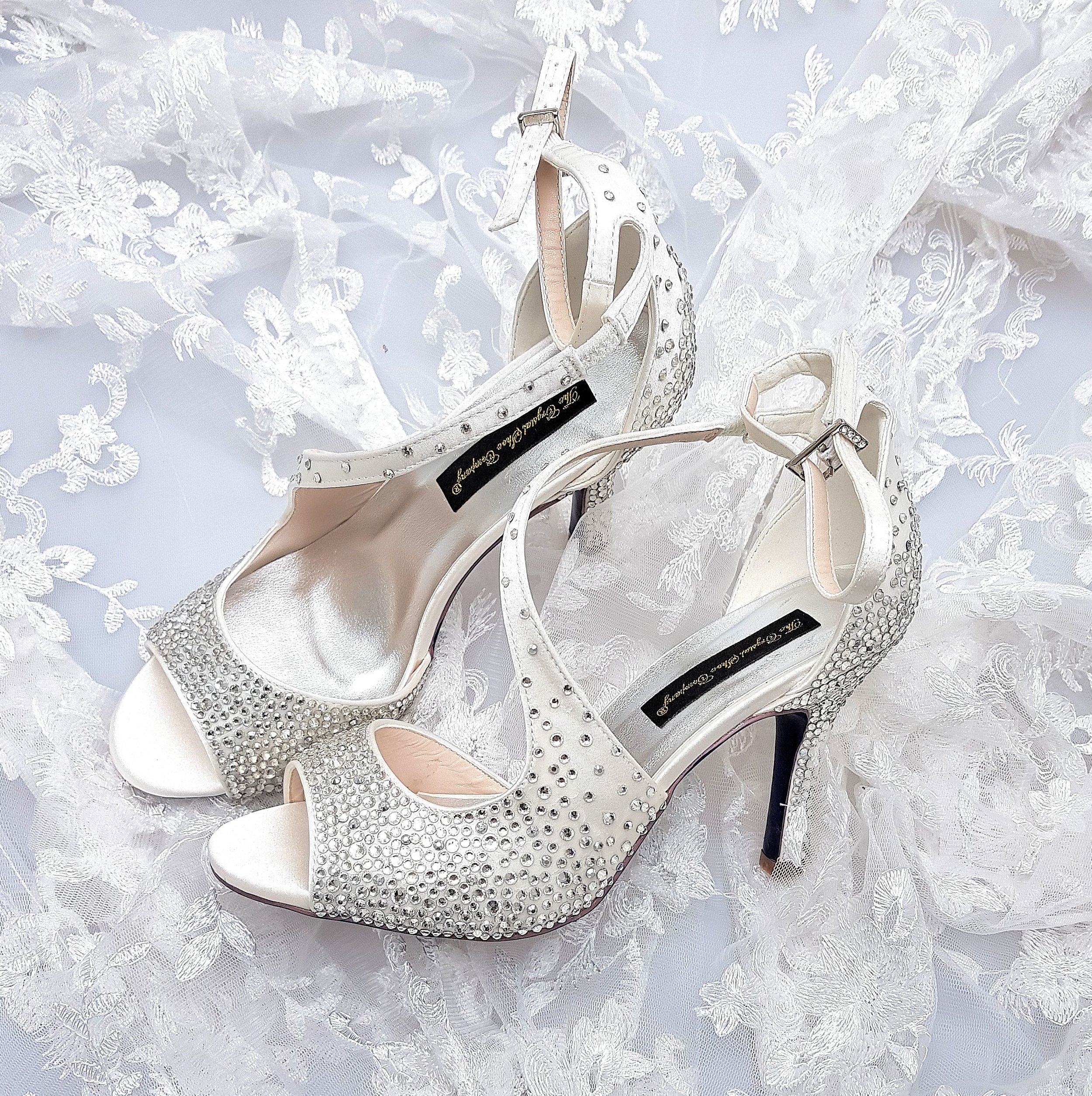 the pretty wedding shoe company