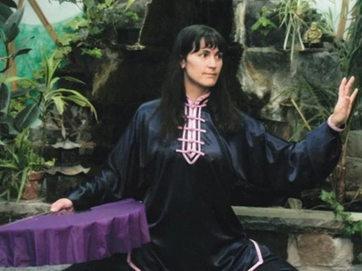 Laura Alderson Certified Therapeutic Qi Gong & Tai Chi Instructor (Level 6) Laura Alderson started training martial arts in 2000 under Sensei/Sifu George Picard. His direction has been necessary to reach for the stars and to open many avenues of learning. It is with great appreciation and has inspired her to pass on the many benefits to others. Niagara, Ontario
