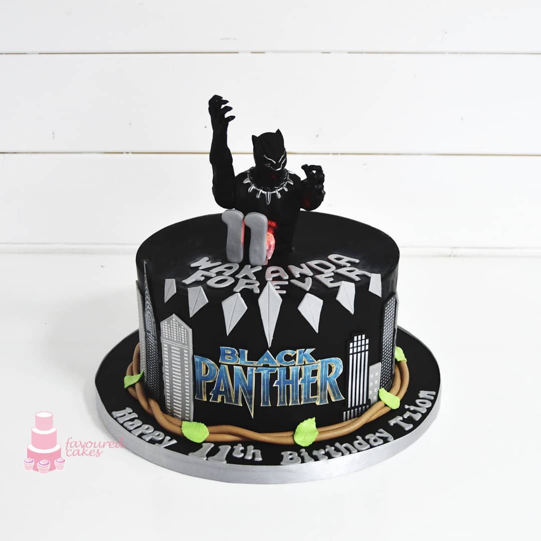 Black Panther Centerpiece - The Brat Shack Party Store