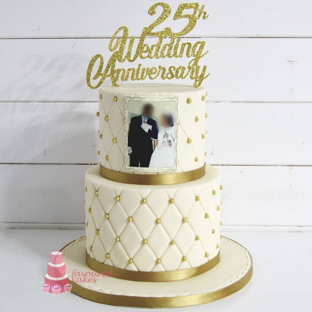 Versace  Chocolate wedding cake, Chanel cake, Elegant birthday cakes