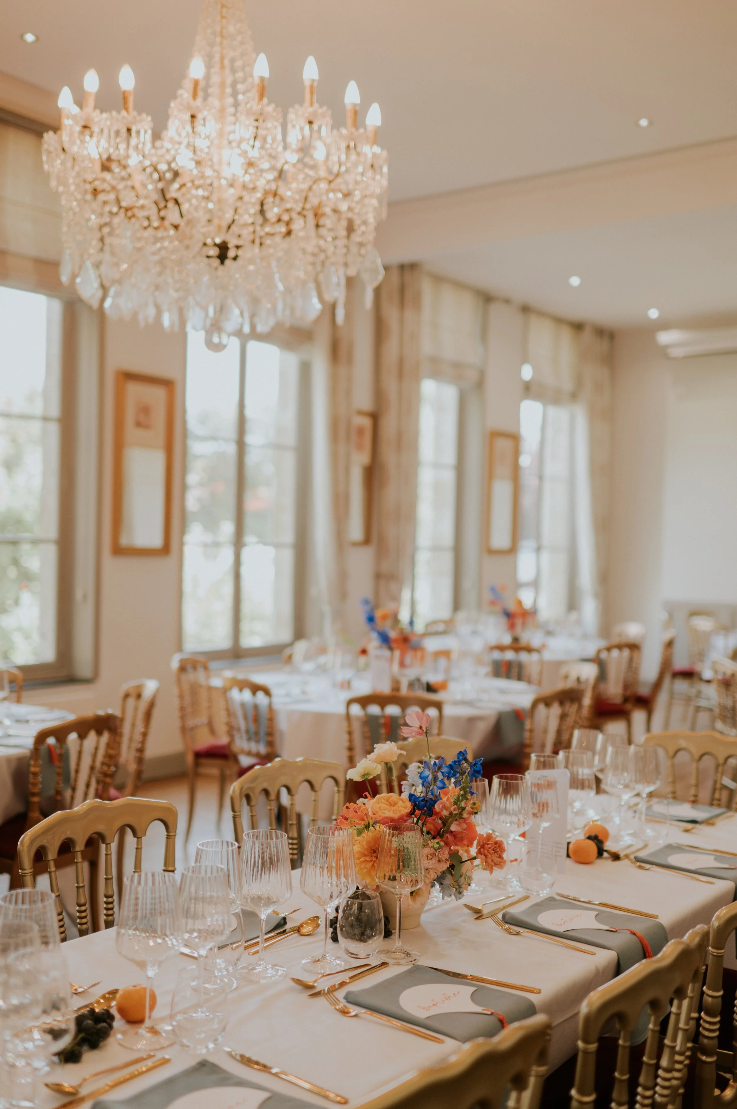 Salon du Château d’Aubry dressé pour un dîner de mariage