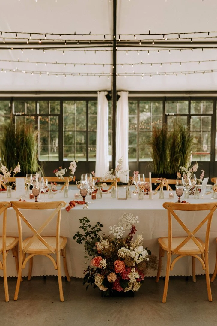 Décoration de table bohème pour un mariage au Clos Barthélemy