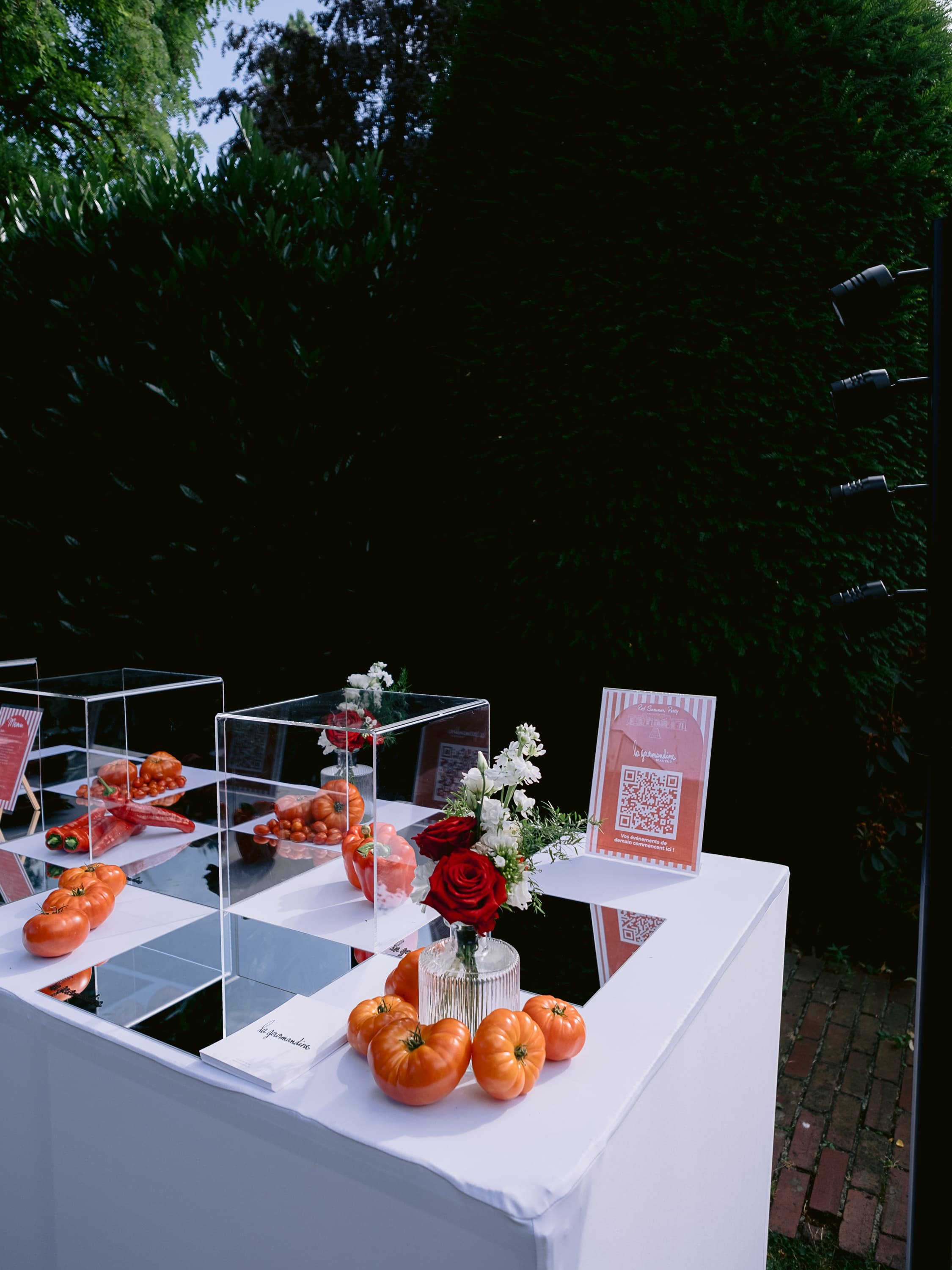 YannMStudio(c)_yannm-photographe-event-lille_202606_red-party-33.jpg