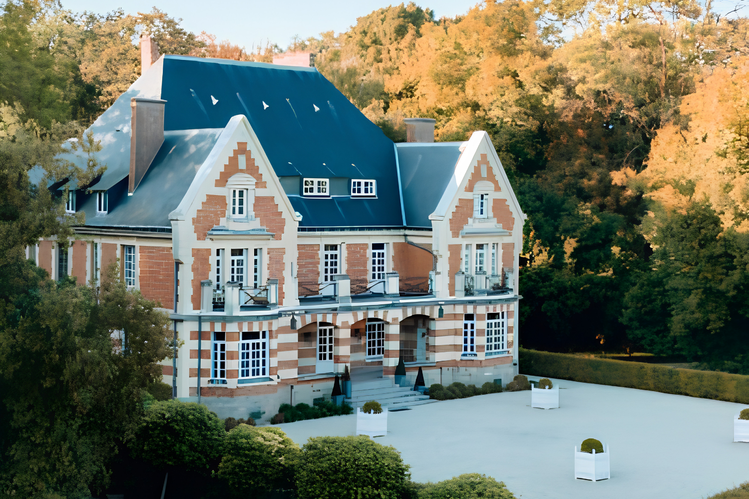 Le Clos Barthélemy, château d’Éterpigny, lieu de réception de La Gourmandine Traiteur près d’Arras