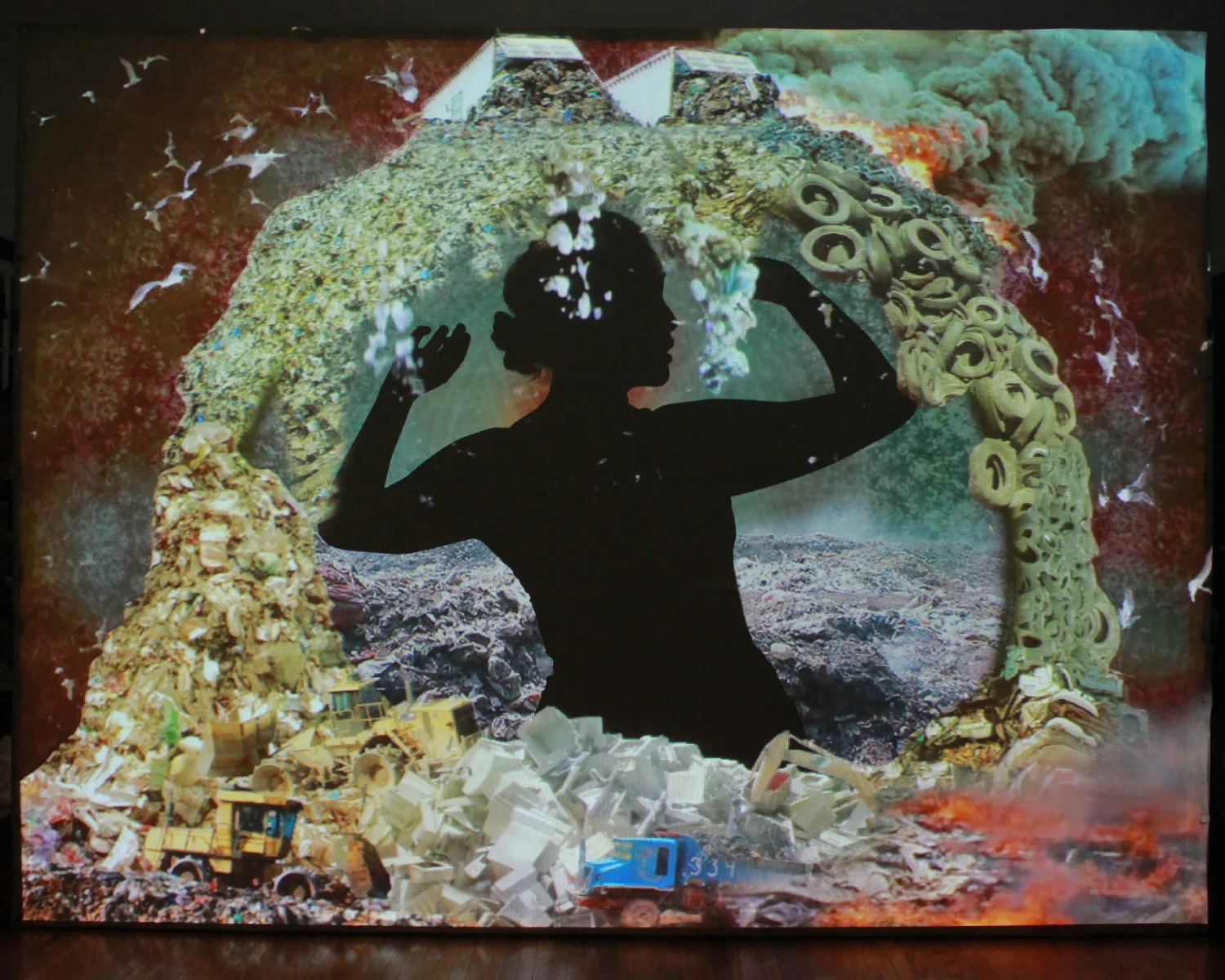 Miwa Matreyek with Morgan Sorne: Eat Your Young