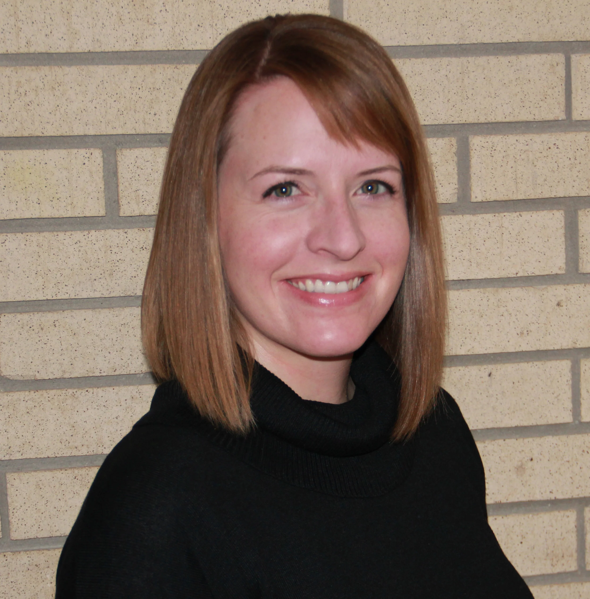 Lisa Bates.jpg
