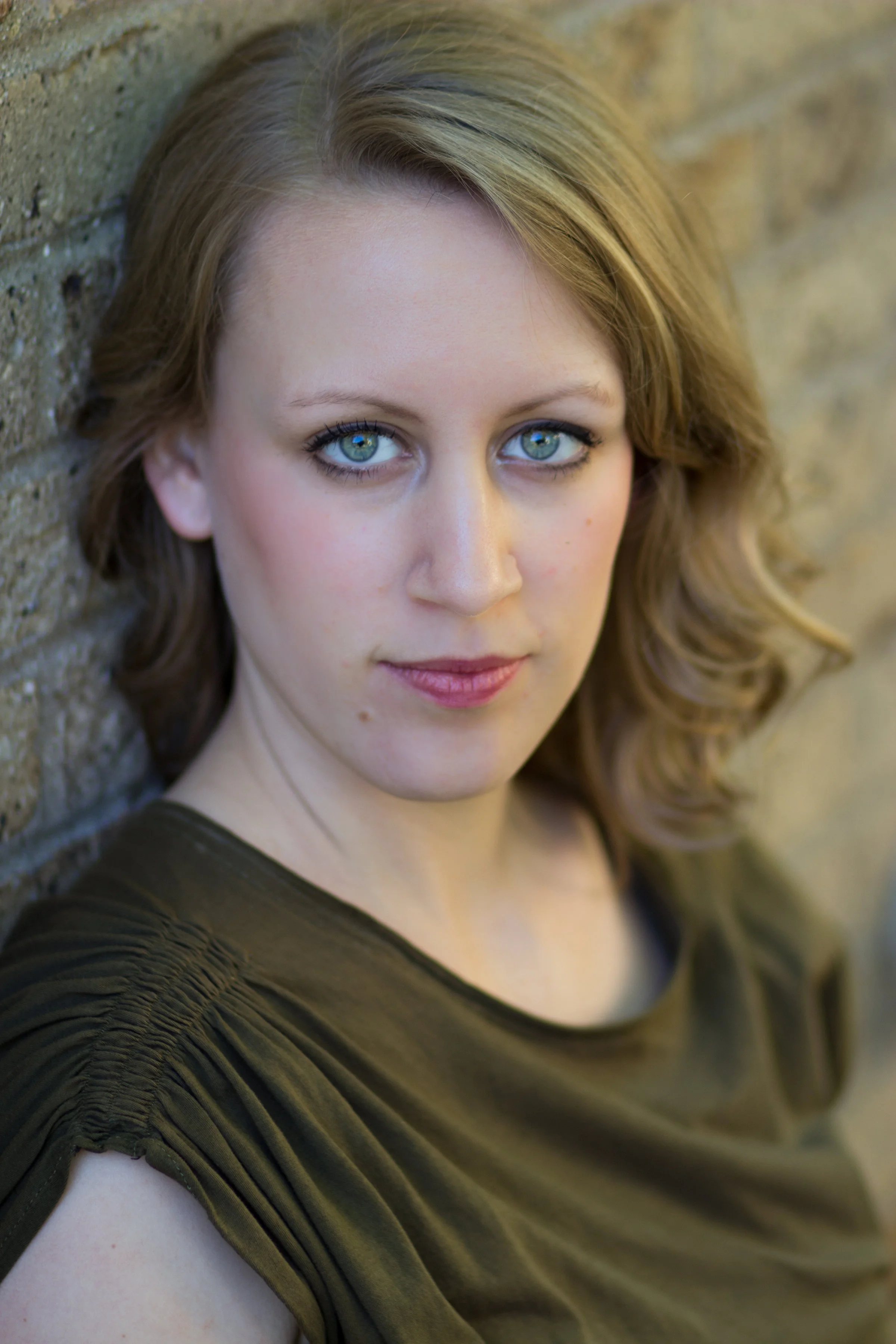 Grace Lazarz_Headshot.jpg