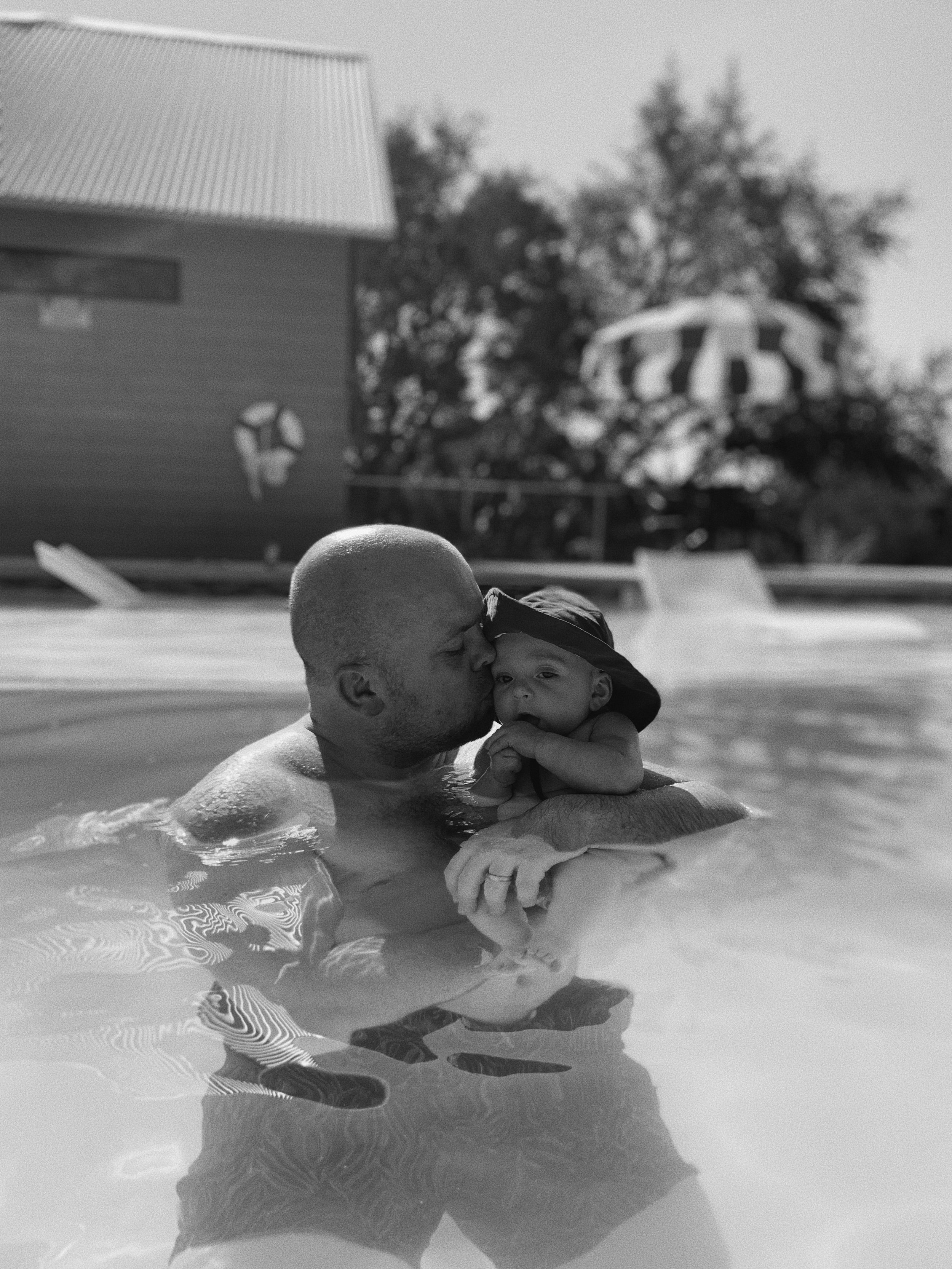 Best Pools in Round Rock for Kids | Austin Family Photographer