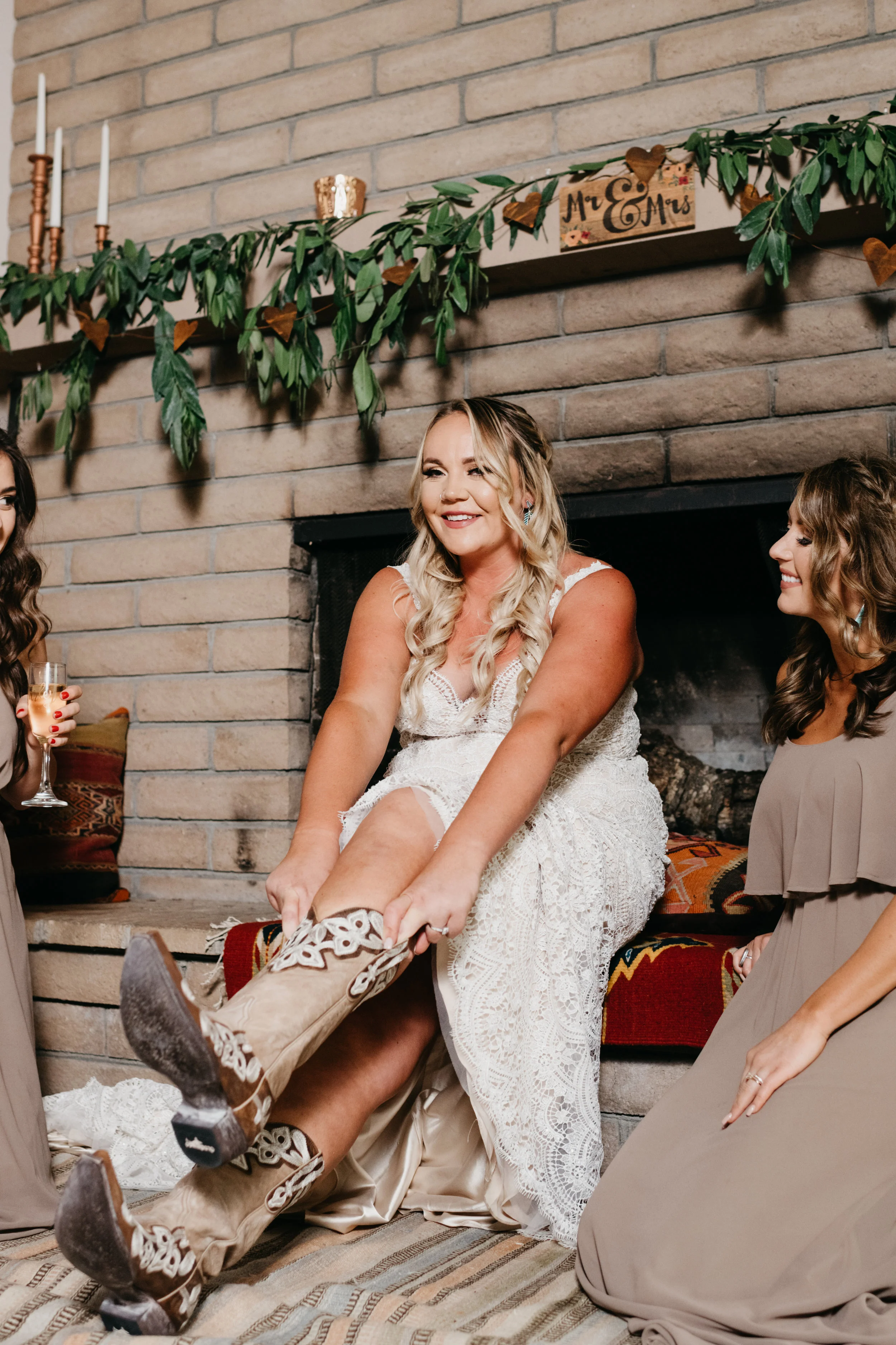 bohemian wedding Big sur California Coast adventerous wedding elopment intimate wedding photographer