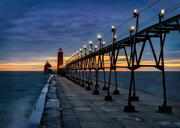GH lighthouse.jpg