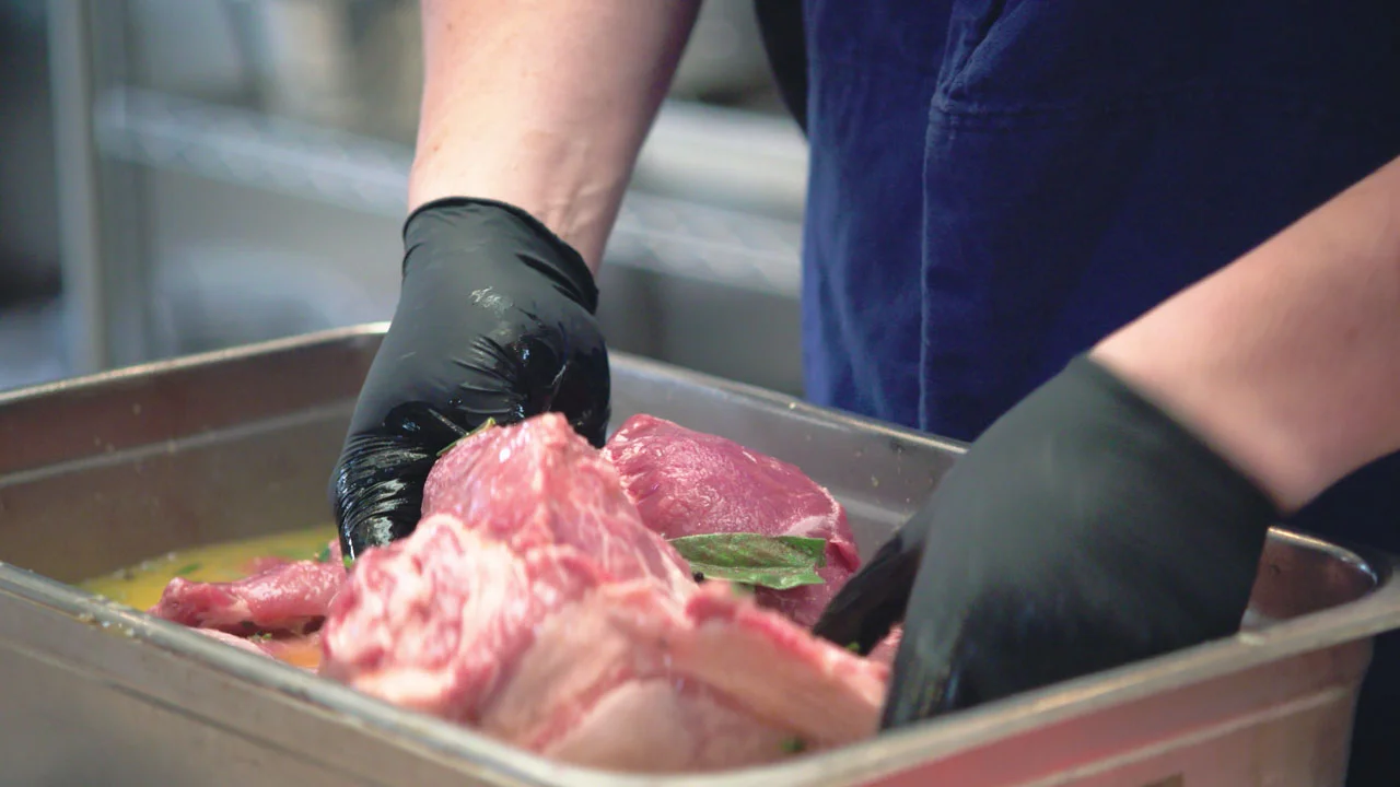 101_Roast_Mojo_Pork_Cooking_03.jpg
