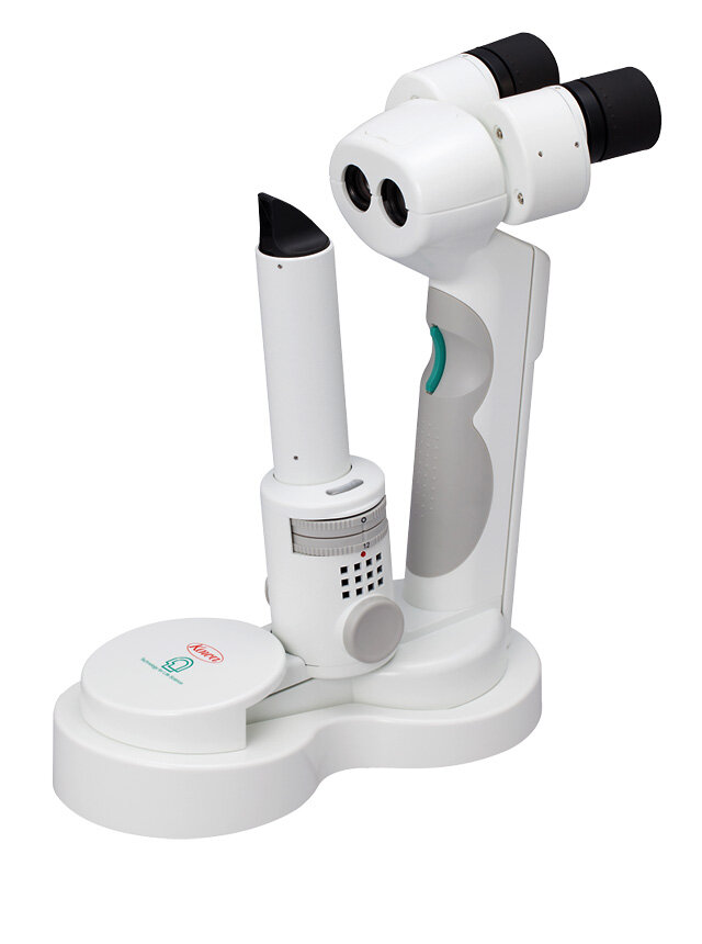 Kowa Portable Slit Lamp