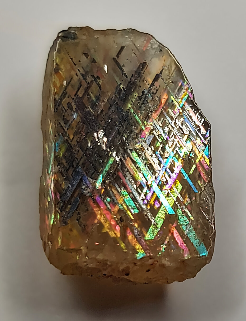 Rainbow Lattice Sunstone Teardrop 13.5x7.5x3mm B1017