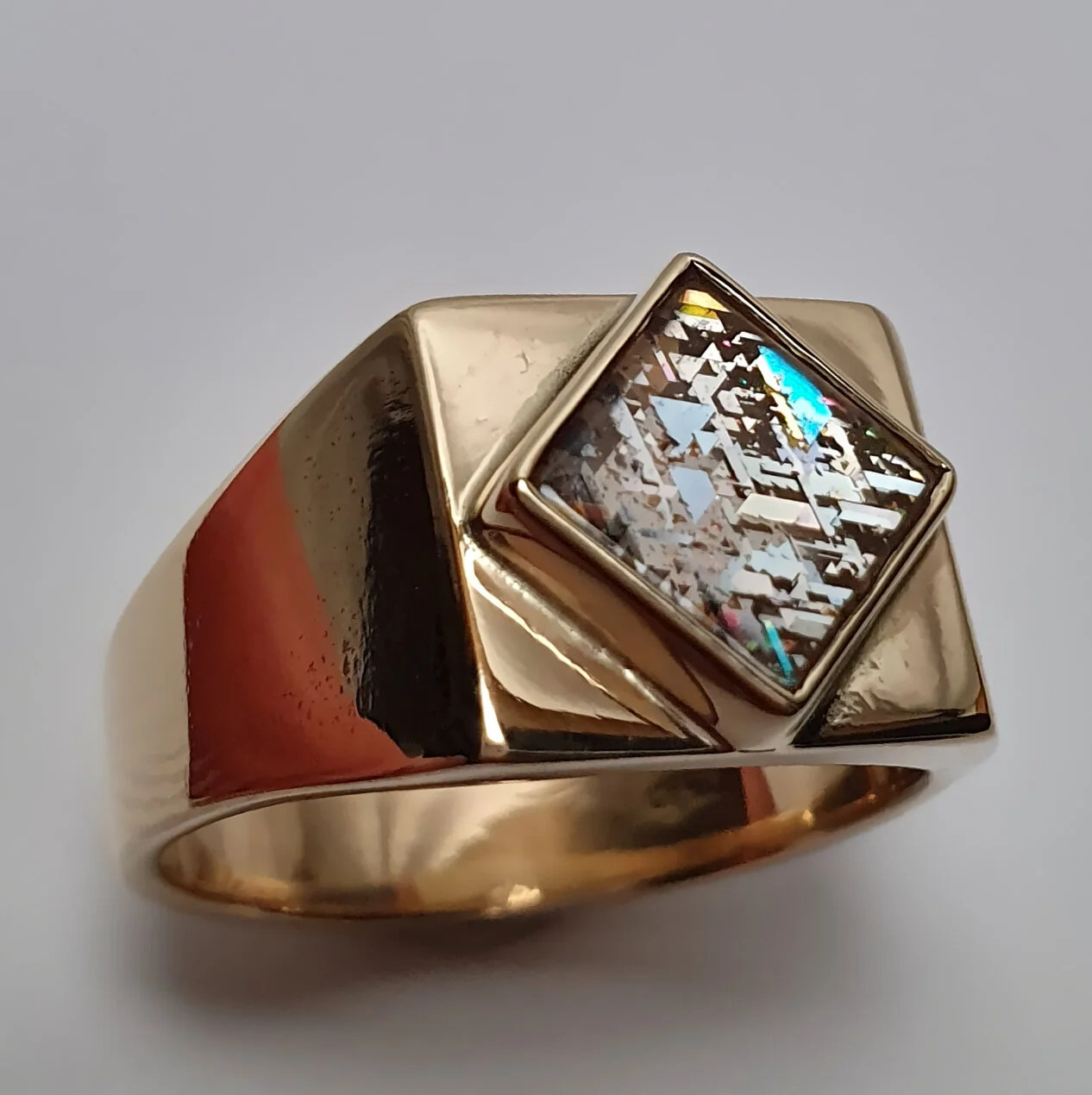 RLR-06 Gold Square Rainbow Lattice Ring