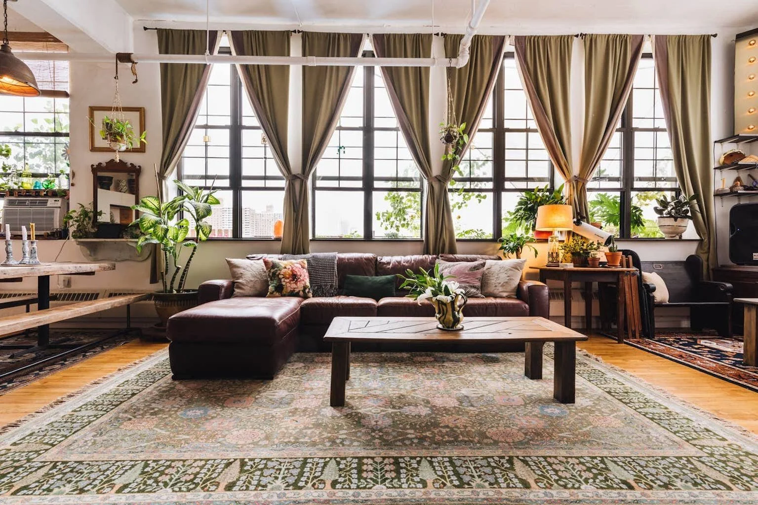  Custom reclaimed wood coffee table by Fab Props, Interiors by Fab Props 