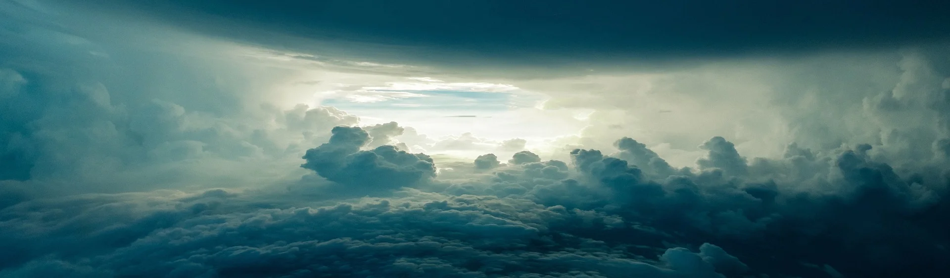 sky-2827189_1920.jpg
