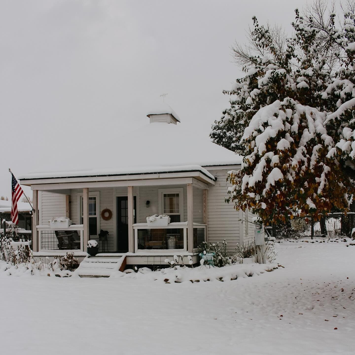 There&rsquo;s something magical about a fresh blanket of snow! Wrap up in a blanket of your own in our cozy cottage and watch the snow fall outside!