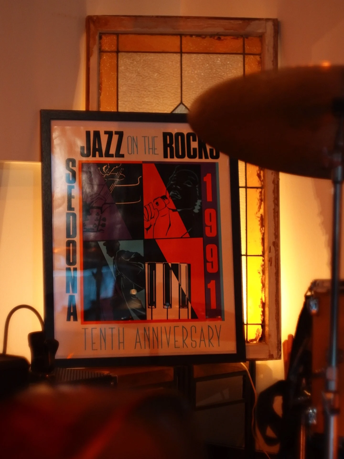 🌙 Hi-Collar Sunday Nights 🎷🎺
Sip, savor, and sway&mdash;enjoy Japanese izakaya bites, crafted drinks, and the smooth sounds of live jazz. 🎼 Join us for a night to remember. @hi_collar 
🔴 FIVE SPOT JAZZ | Sundays 5&ndash;9PM
.
.
#jazznight #eastv