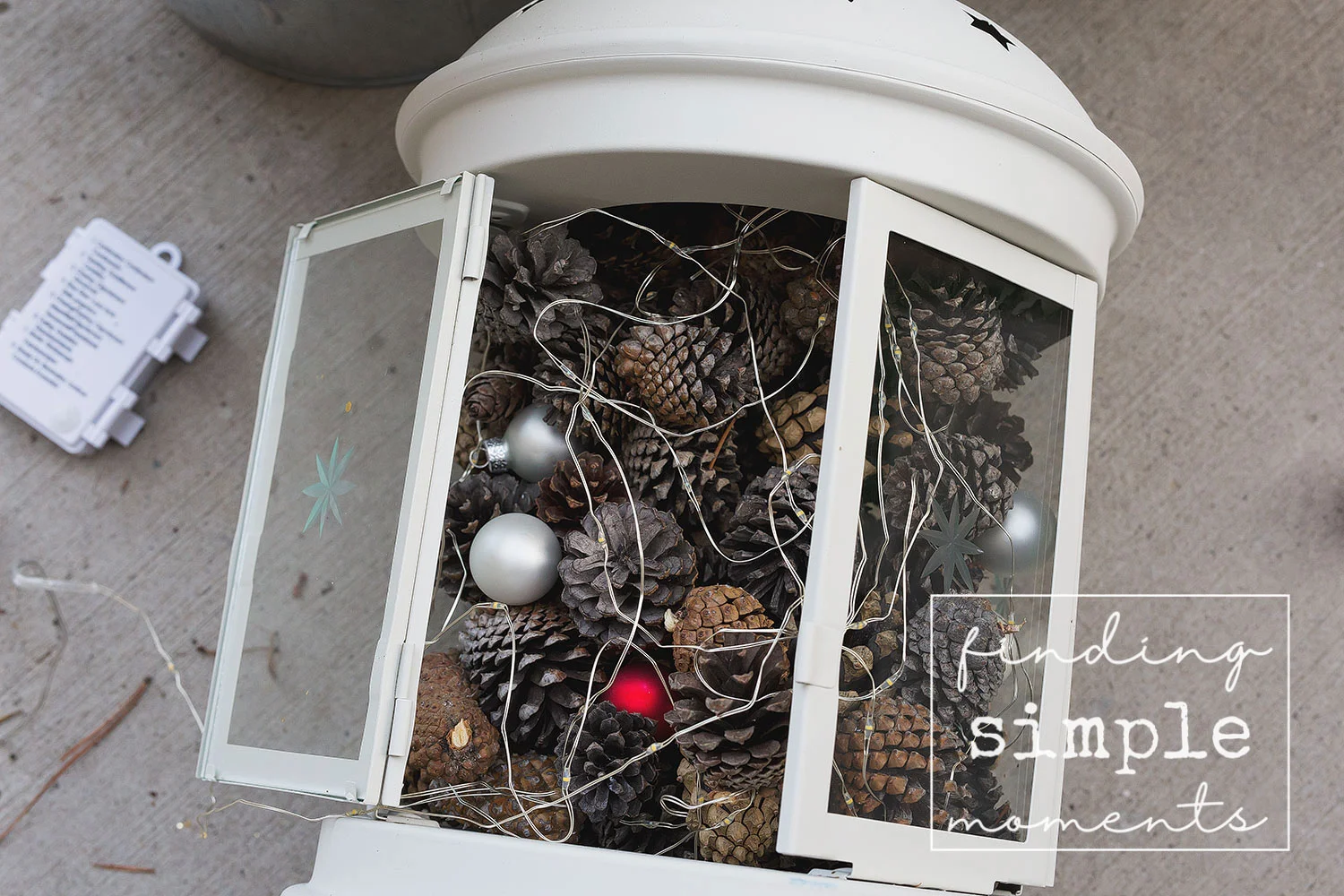 diy-winter-planters-15.jpg