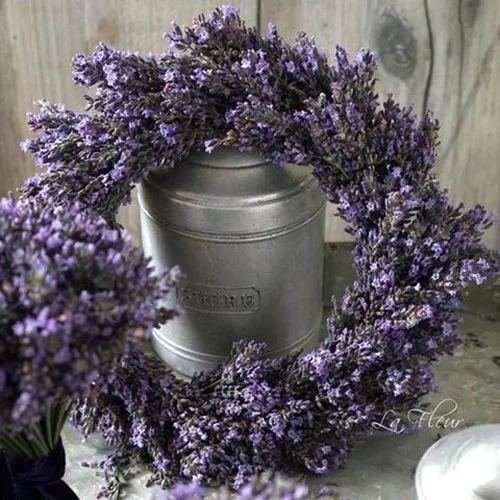 Lavender Wreath inspiration from Happy Wedd