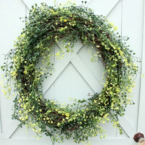 Boxwood (type) Wreath tutorial from Hometalk