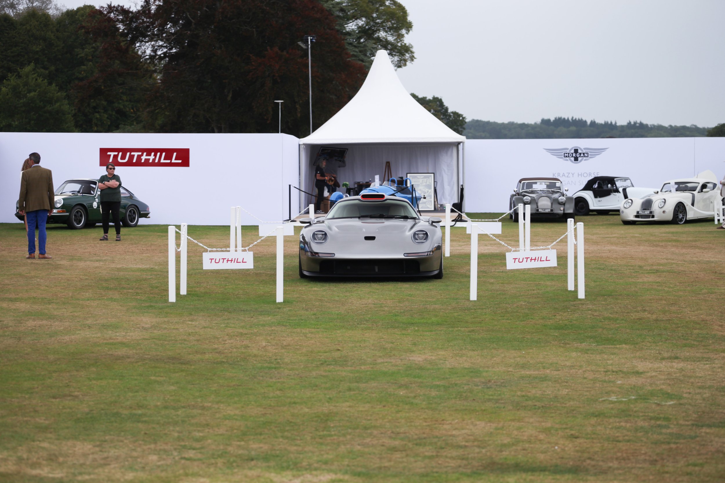 Crown Imagery @ Salon Prive 2024-1167.jpg (Copy)