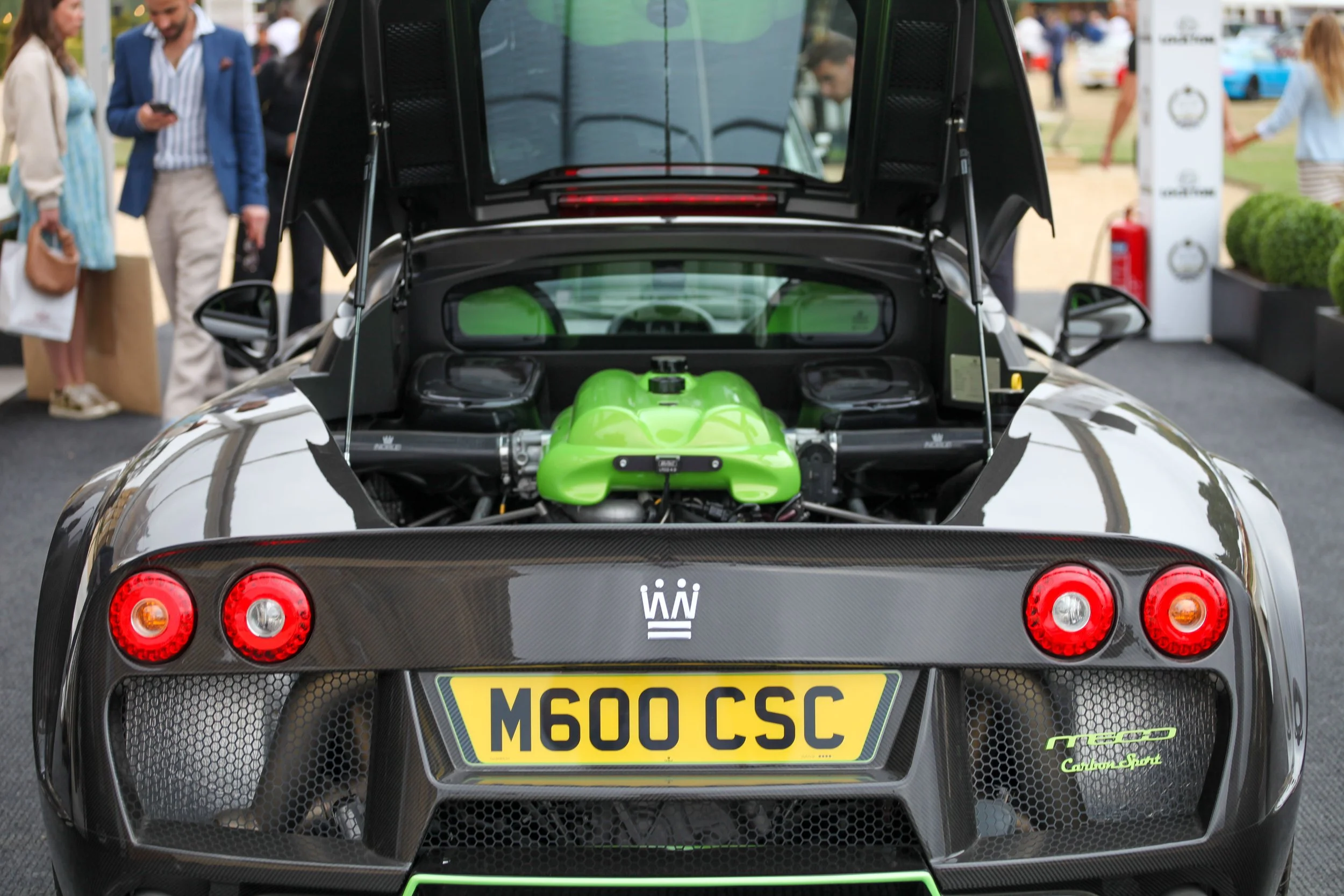 Crown Imagery @ Salon Prive 2024-1152.jpg (Copy)