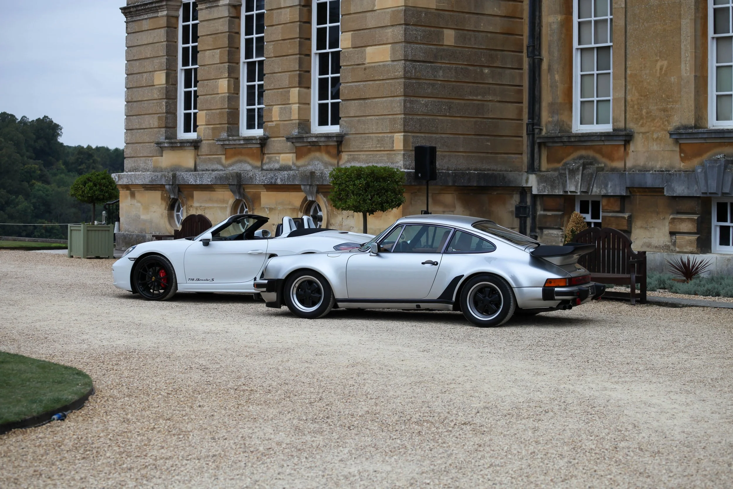 Crown Imagery @ Salon Prive 2024-1153.jpg (Copy)