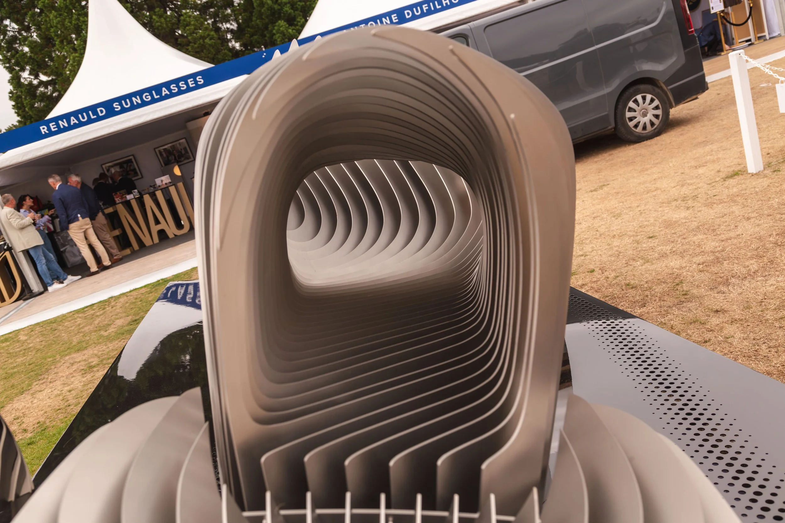 Crown Imagery @ Salon Prive 2024-1144.jpg (Copy)