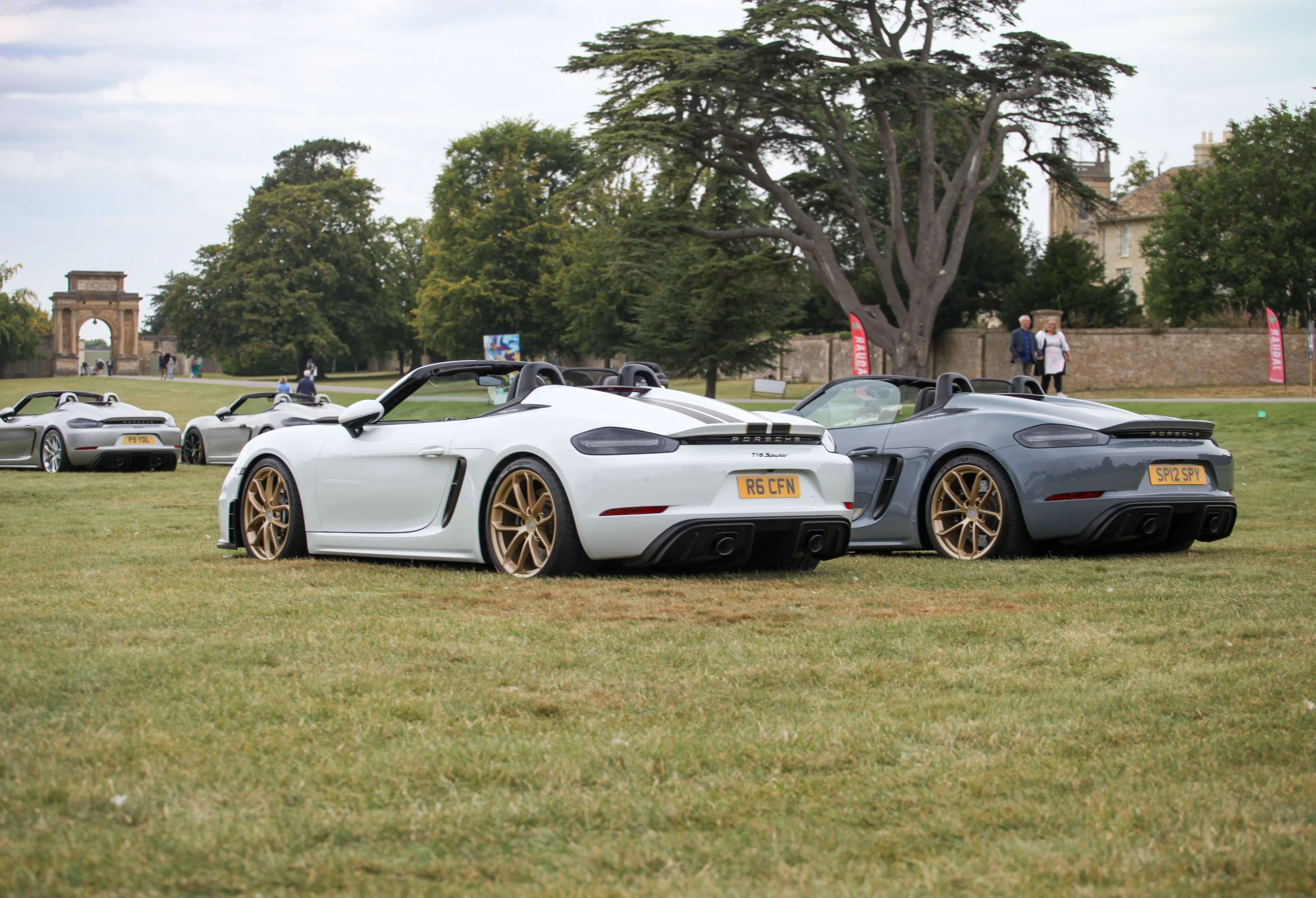 Crown Imagery @ Salon Prive 2024-1117.jpg (Copy)