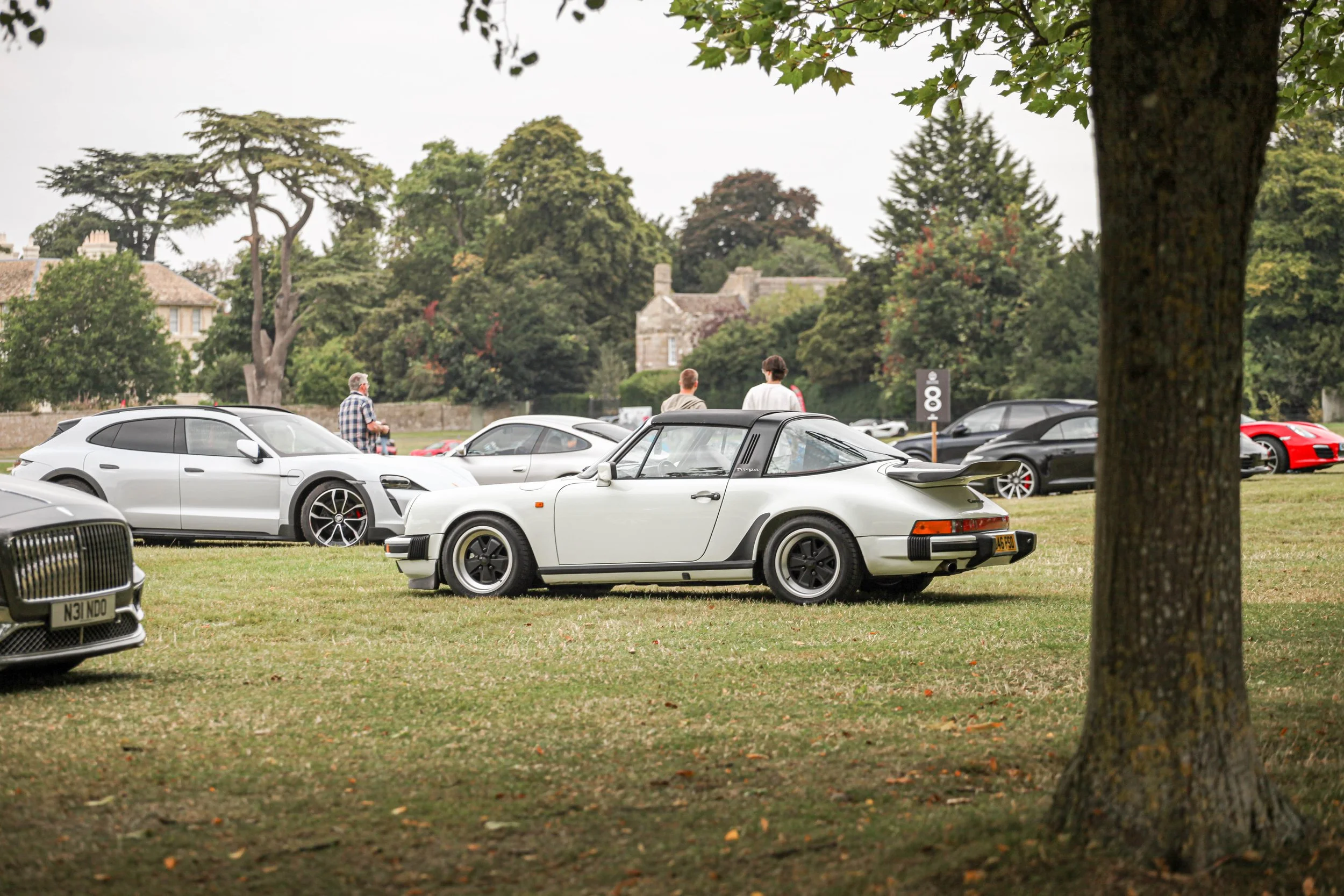 Crown Imagery @ Salon Prive 2024-1077.jpg (Copy)