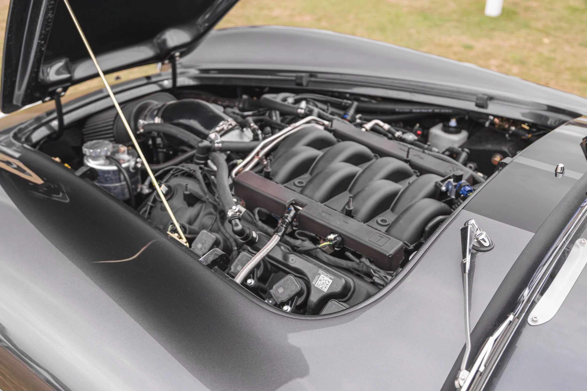 Crown Imagery @ Salon Prive 2024-1060.jpg (Copy)