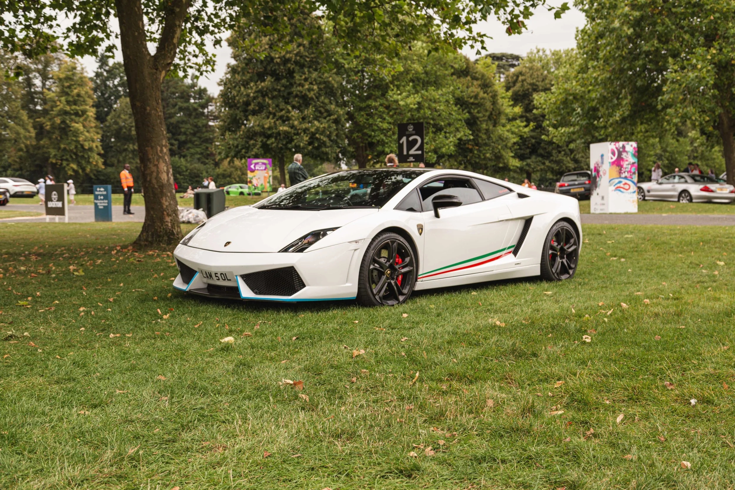 Crown Imagery @ Salon Prive 2024-999.jpg (Copy)