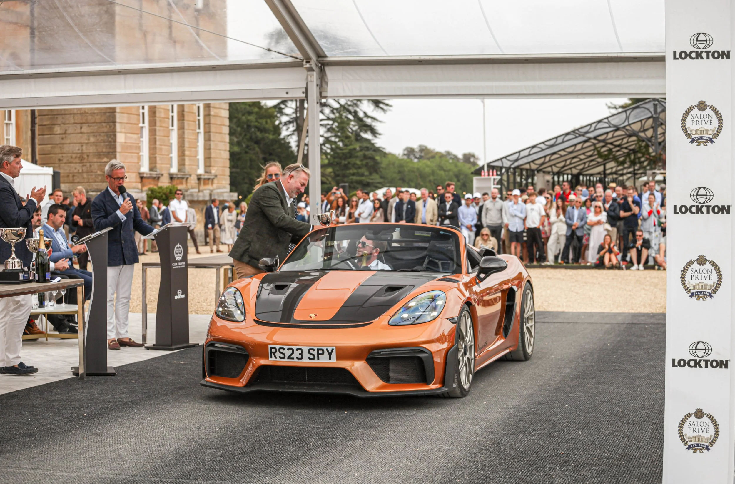 Crown Imagery @ Salon Prive 2024-983.jpg (Copy)