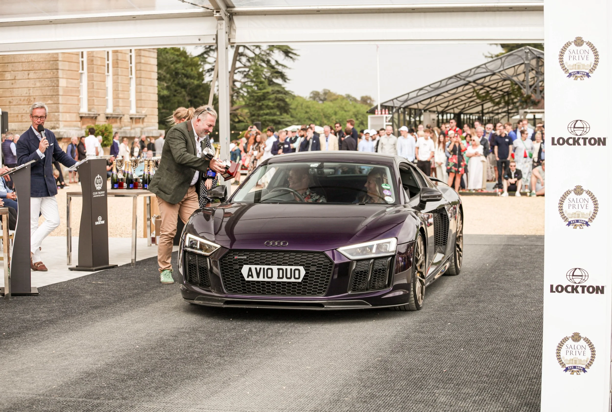 Crown Imagery @ Salon Prive 2024-960.jpg (Copy)