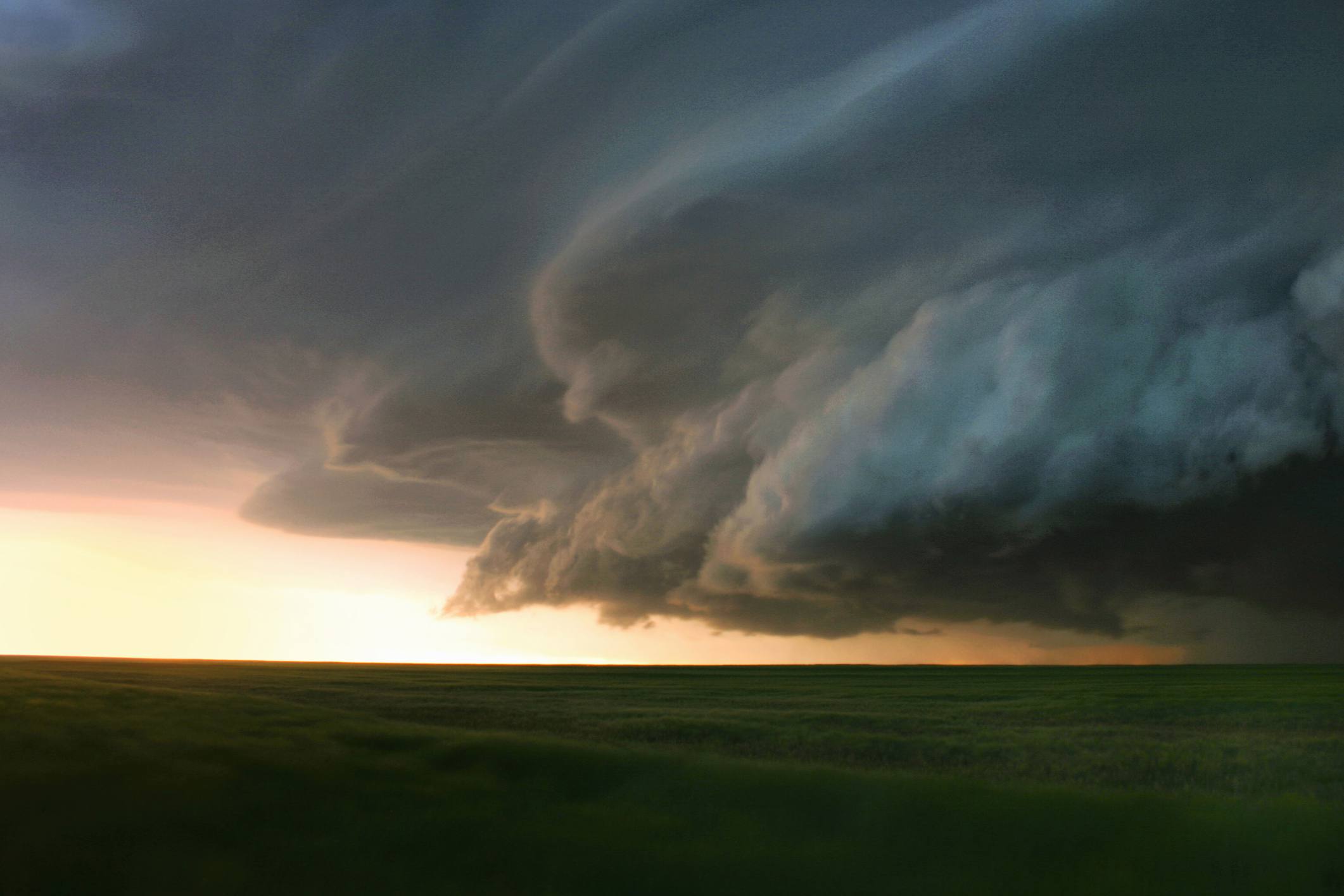 storms-shelf-cloud-56a9e24e5f9b58b7d0ffab4a.jpg