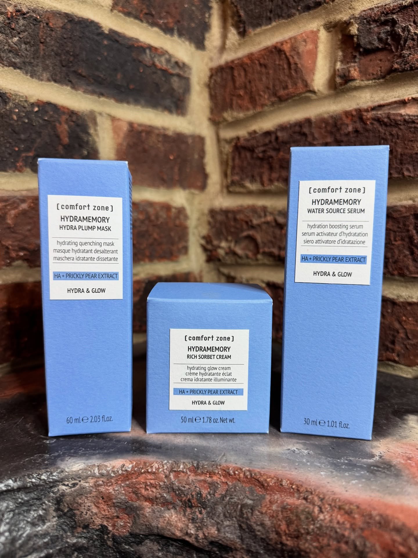 Have you tried Comfort Zone skincare? We love the HydraMemory line! Your skin instantly feels refreshed. #willowcreeksalon #comfortzone #skincare #hydramemory