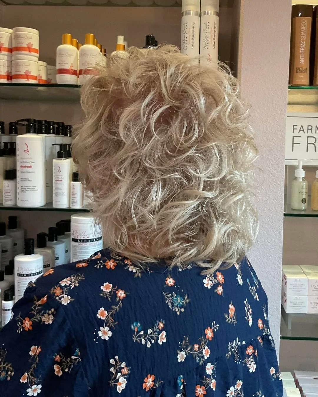 ✨ Fresh curls, full of volume and movement! This layered cut adds major body and bounce to Debbie&rsquo;s naturally curly hair. We are loving this perfectly tousled look! 

📍 Willow Creek Salon, 6407 Monroe St, Sylvania, Ohio
come see us for your cu