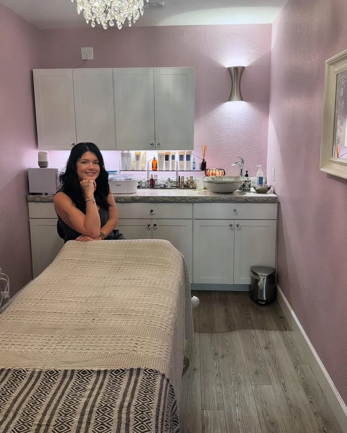 ✨ Smooth Moves, August Edition! ✨

This month, Brinklei and Angel are bringing dermaplaning and bikini wax specials to keep you glowing and confident head-to-toe! 
💆🏼&zwj;♀️ radiant skin
👙 swimsuit-ready confidence 
📆 only for August - spots fill