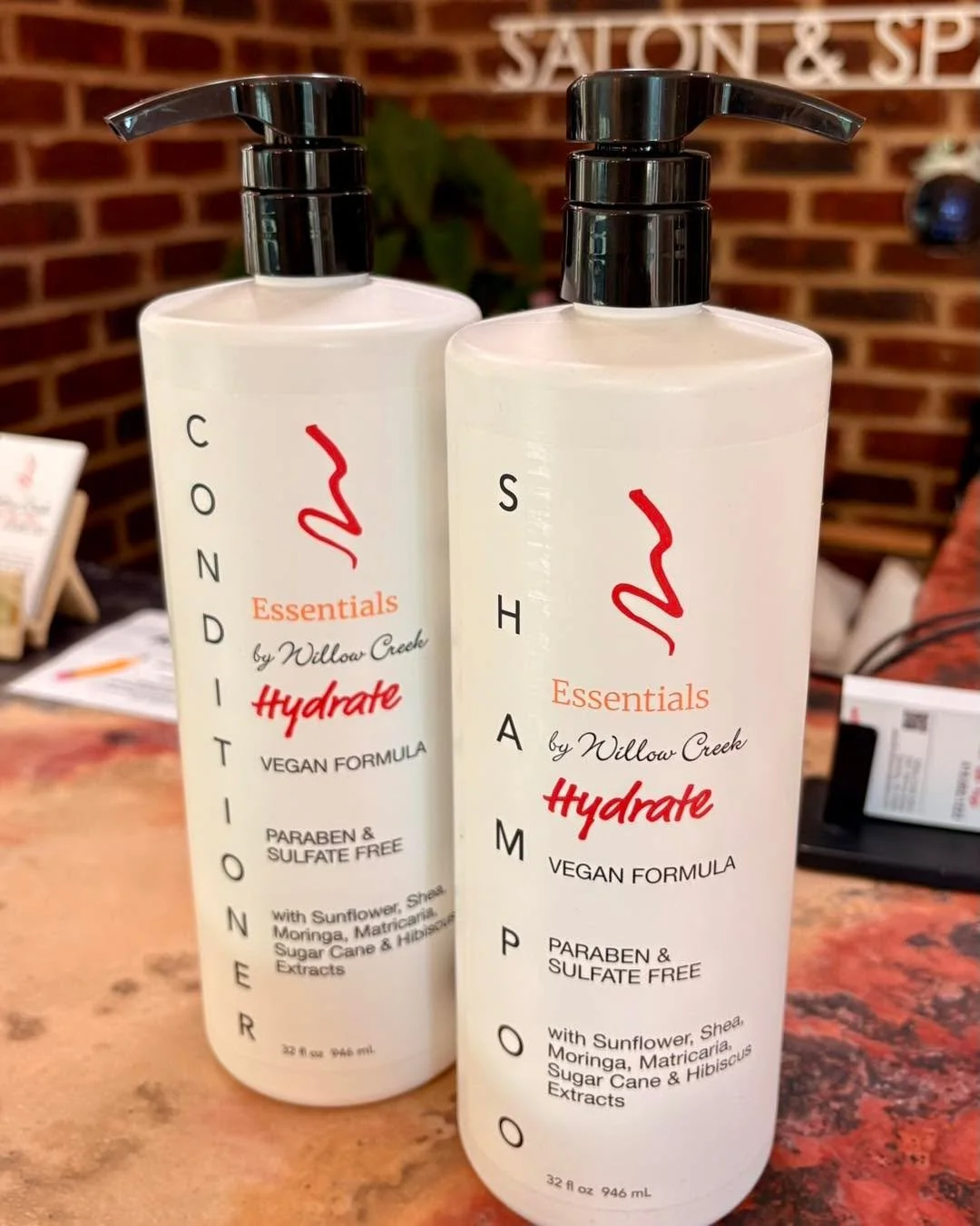 ✨ Hydrate Your Hair! ✨

Transform your locks with our Willow Creek Essentials Hydrate Shampoo + Conditioner liter set - for soft, healthy hair all season long! 

$115 for both liters - this month only! 
📍 available now at Willow Creek Salon 

#sylva